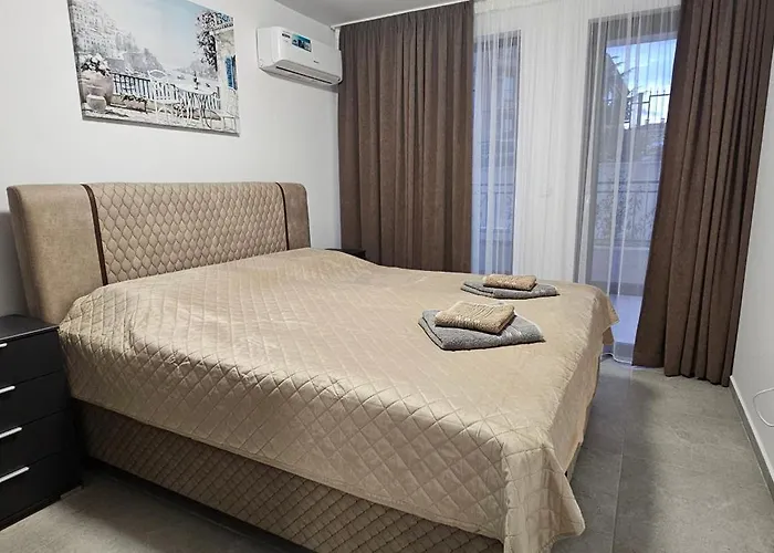 Terassen-boutique -emperium 105a Sveti Vlas